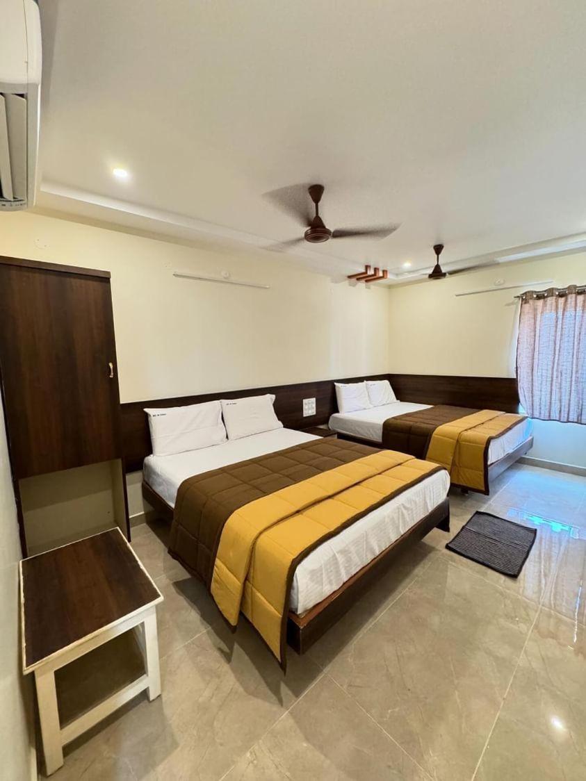 Hotel Dkr Grand Tirupati Extérieur photo